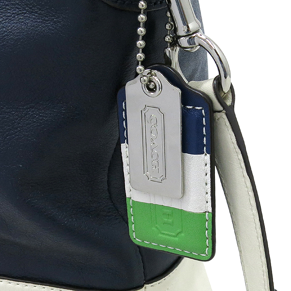 Coach(��ġ) 19393 ���̺� �÷� ���� ȭ��Ʈ ���  ��� �� ũ�ν��� �̹���3 - ���̺��� �߰���ǰ