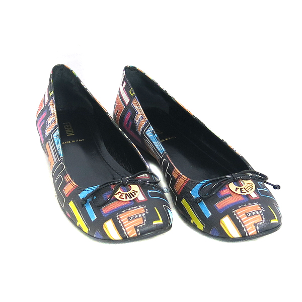 Fendi(���) ���� �ΰ� ��� ��Ƽ FF ������ PVC ������ �÷� ���� [���빮��] �̹���2 - ���̺��� �߰���ǰ