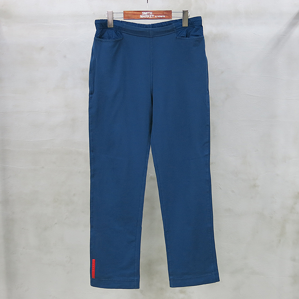 �����  ����