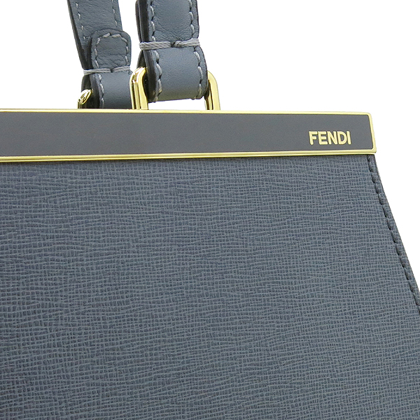 Fendi(���) 8BH272 00D7E F0ENG SHOPPING GRANDE VITELLO �߿��긣 �׷��� ���� ��Ʈ�� �̹���4 - ���̺��� �߰���ǰ