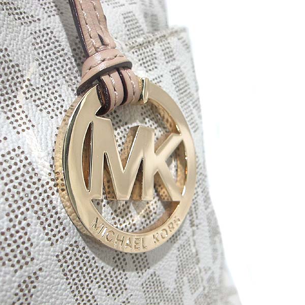 MICHAELKORS(����Ŭ�ھ) �ΰ� ���� PVC ���� ���� ���۹� [��õ��] �̹���3 - ���̺��� �߰���ǰ