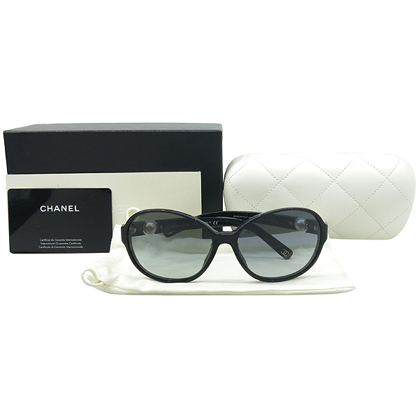 ����  ���۶�