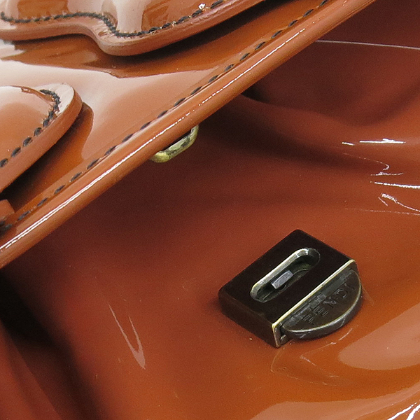 Fendi(���) 8BN165 ���� ���̴�Ʈ B�� ü�� ����� �̹���4 - ���̺��� �߰���ǰ