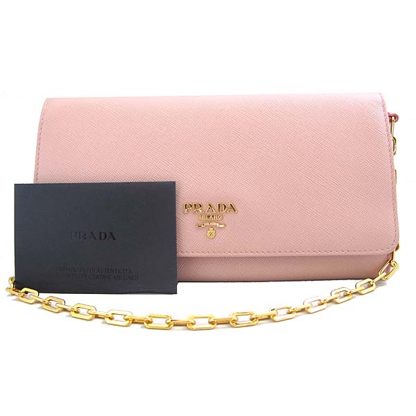 �����  ������