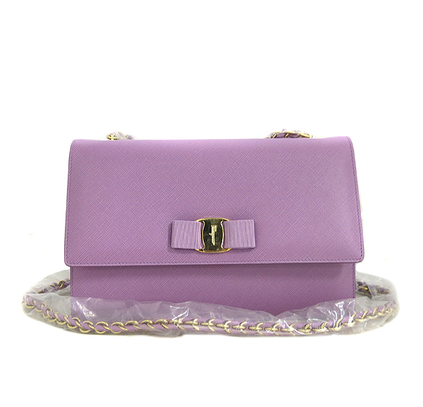 Ferragamo(��󰡸�) 21 E480 ����Ʈ ���� ���ǾƳ� �ٶ� ��� ���� ũ�ν��� [���빮��] �̹���2 - ���̺��� �߰���ǰ