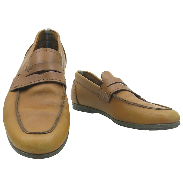 Ferragamo(󰡸) ī   