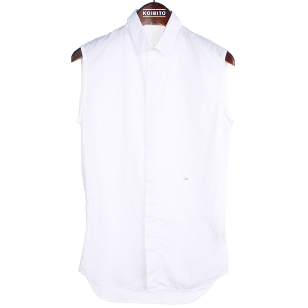 ���  ����