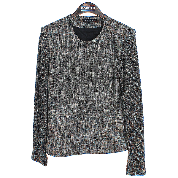 ��  ����