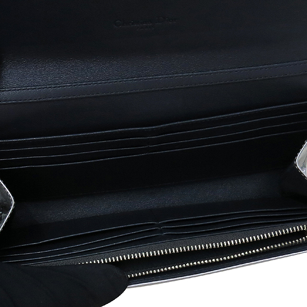 Dior(ũ����î���) S0020PSKC �ǹ� ��Ż�� ����ΰ� ���� ü�� �̴� ������ ũ�ν��� �̹���6 - ���̺��� �߰���ǰ