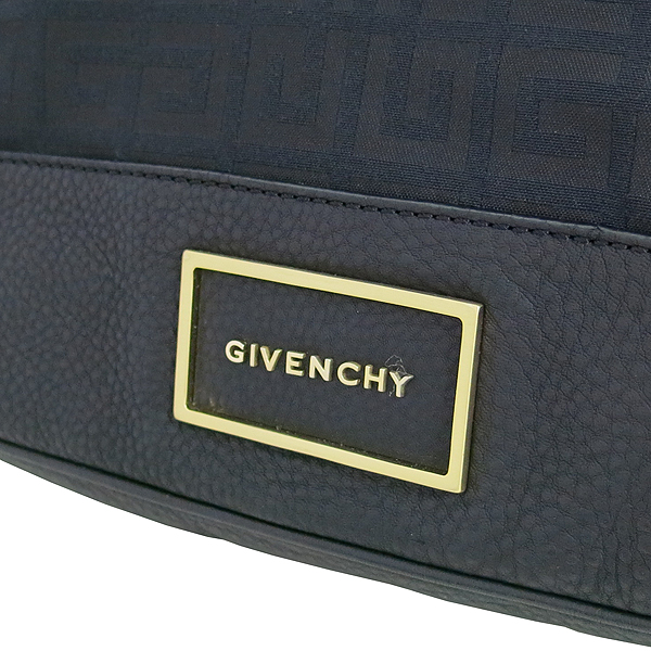 GIVENCHY(�����) �ΰ� �к긯 ���� ���� Ʈ���� 2WAY [���빮��] �̹���4 - ���̺��� �߰���ǰ