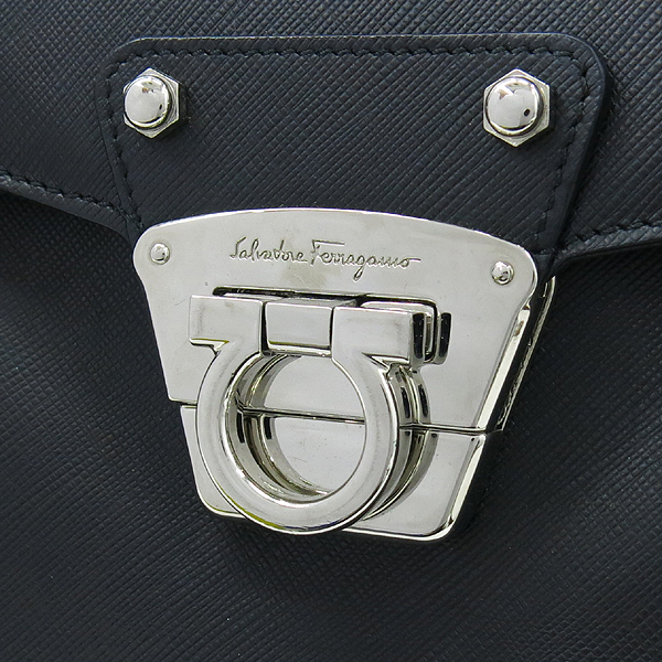 Ferragamo(��󰡸�) 21 A234 ���� �÷� ��ġ�� �ΰ� ��Ŭ ��Ʈ�� �̹���3 - ���̺��� �߰���ǰ