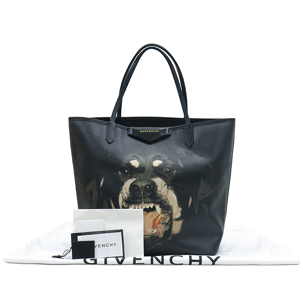 �����  �����