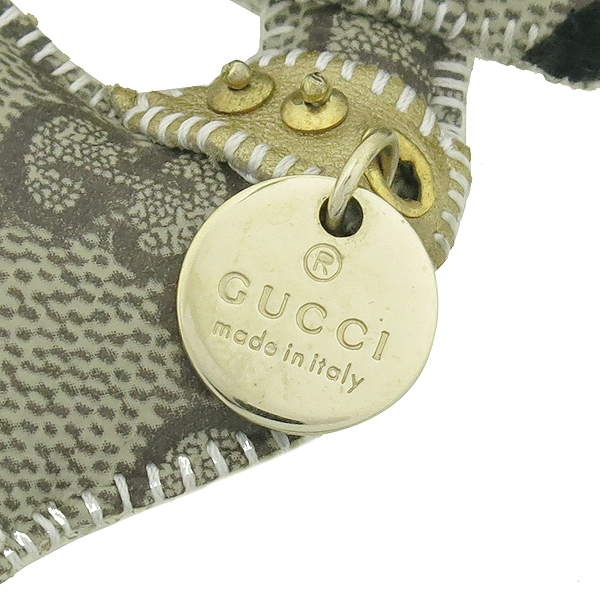 Gucci(����) 206081 CHARMS GUCCIOLI ������ ŰȦ�� �̹���3 - ���̺��� �߰���ǰ