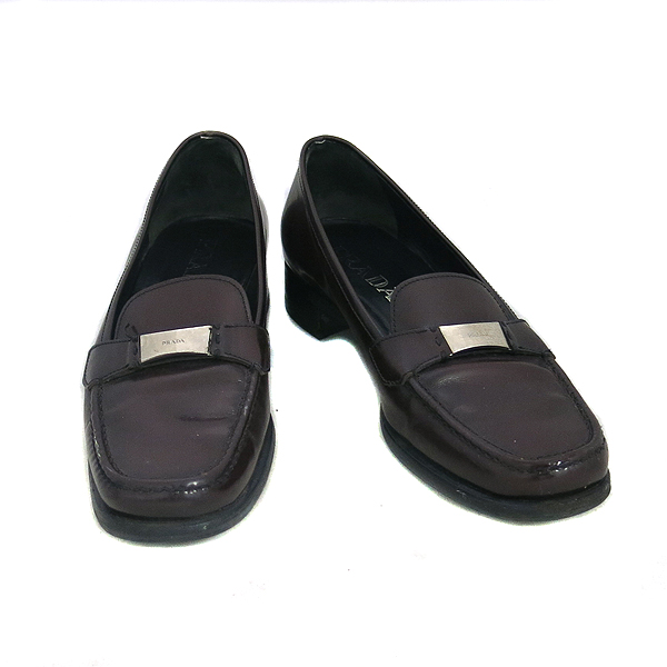 �����  ����