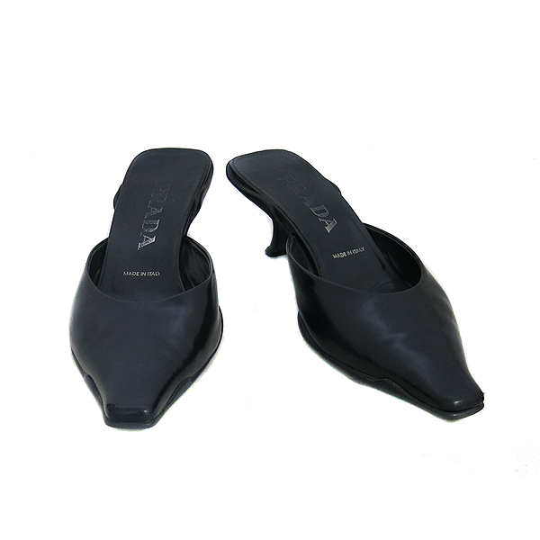 �����  ����