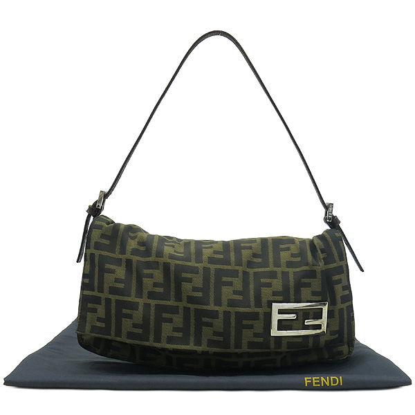 ���  �����