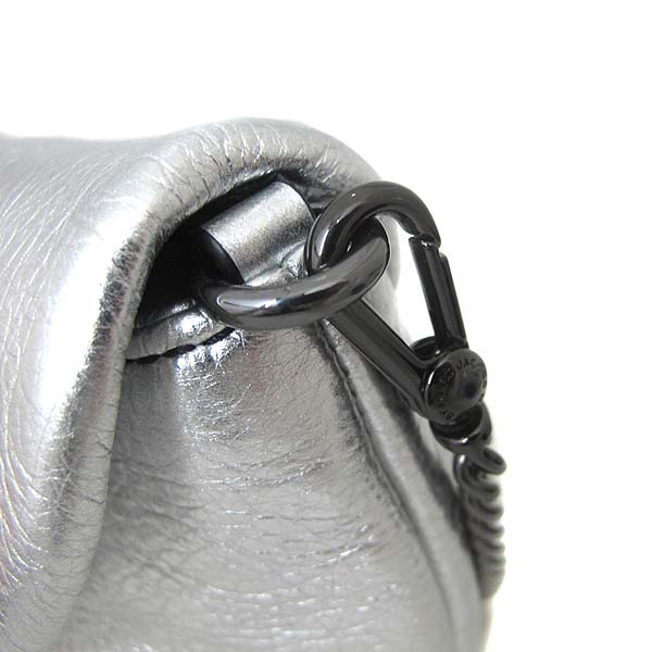 Marc_Jacobs(��ũ���̸�ũ�����߽�) ���� �÷���Ʈ �̷� �̴� ũ�ν��� [��õ��] �̹���4 - ���̺��� �߰���ǰ