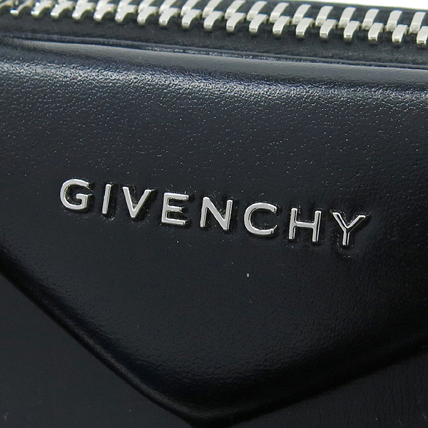 GIVENCHY(�����) BB05113014 ���� CALF���� (�۾��� ����) S������ ��Ƽ���� 2WAY �̹���4 - ���̺��� �߰���ǰ