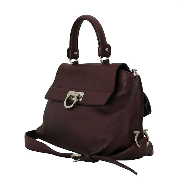 Ferragamo(��󰡸�) 21 A896 ���Ǿ� ���ǵ𷹴� ���� ��ġ�� �� ��� ��Ʈ�� + �����Ʈ�� 2WAY [�λ꼾�Һ���] �̹���3 - ���̺��� �߰���ǰ