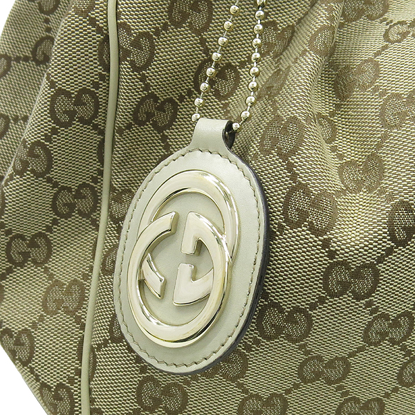 Gucci(����) 211944 GG�ΰ� ��� ����� �к긯 ��Ű ��Ʈ�� �̹���4 - ���̺��� �߰���ǰ