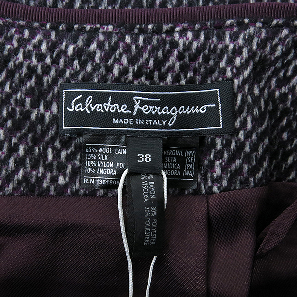 Ferragamo(��󰡸�) 13 A609 Ʈ���� ���� ��ĿƮ �̹���4 - ���̺��� �߰���ǰ