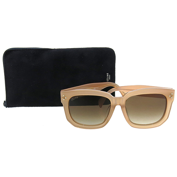 ������  ���۶�