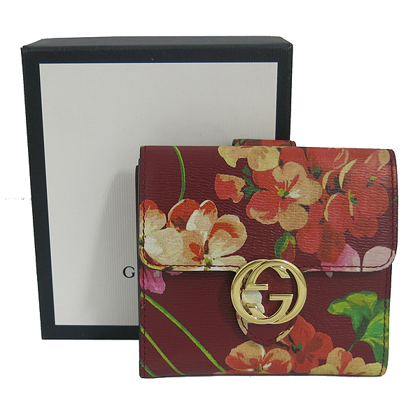 ����  ������