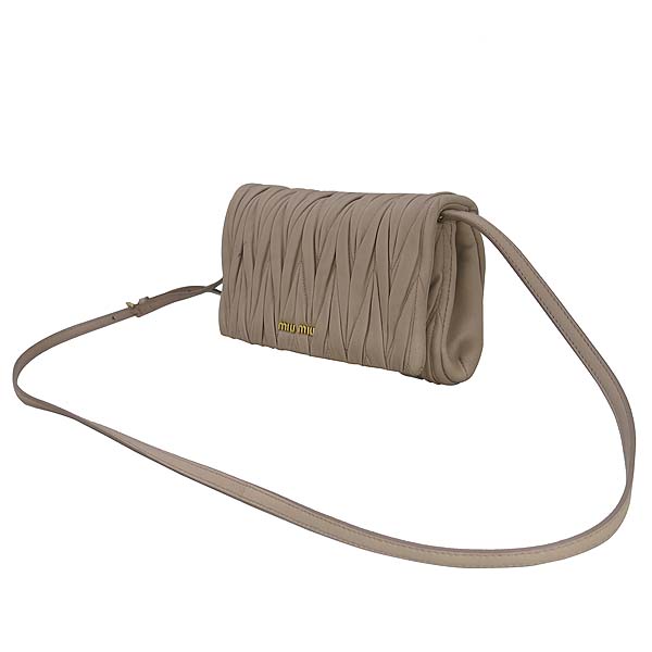 MiuMiu(�̿�̿�) ���� �ΰ� �ε���ũ ��Ʈ��� ����Ų ũ�ν���+ü�ν�Ʈ�� [���빮��] �̹���3 - ���̺��� �߰���ǰ