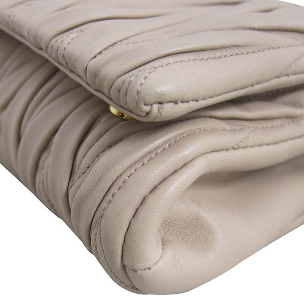 MiuMiu(�̿�̿�) ���� �ΰ� �ε���ũ ��Ʈ��� ����Ų ũ�ν���+ü�ν�Ʈ�� [���빮��] �̹���4 - ���̺��� �߰���ǰ