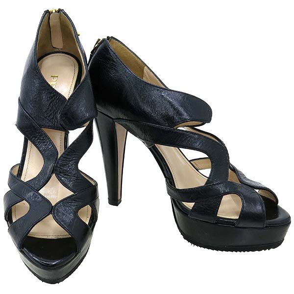 �����  ����