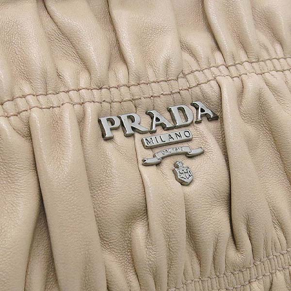 Prada(�����) BP0482 ���� ������ ������ �÷� �Ŀ�ġ �� Ŭ��ġ �̹���3 - ���̺��� �߰���ǰ