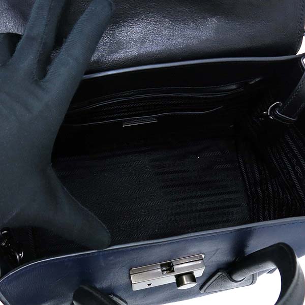 Prada(�����) BN2665 ���� �ΰ� ��� ��� �÷� GLACE CALF ���� ��Ʈ�� + ��� ��Ʈ�� �̹���6 - ���̺��� �߰���ǰ