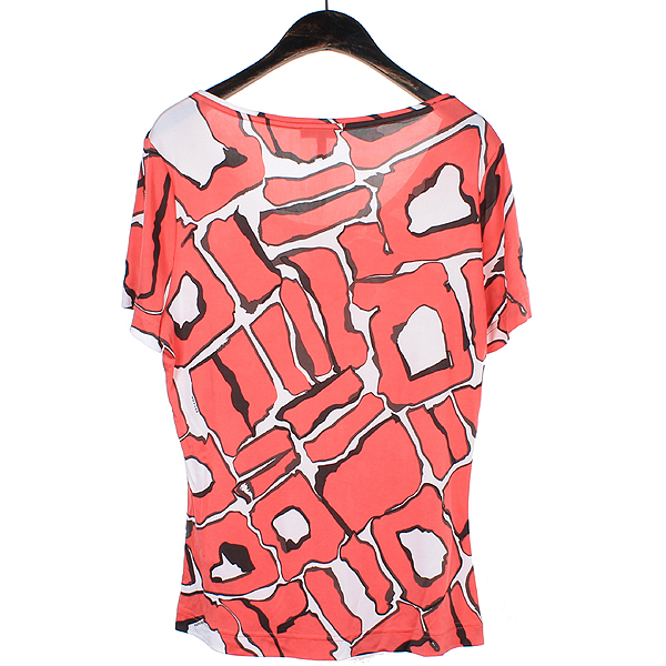 Escada(�������) ���� Ƽ���� �̹���4 - ���̺��� �߰���ǰ