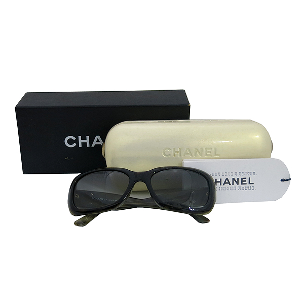 ����  ���۶�