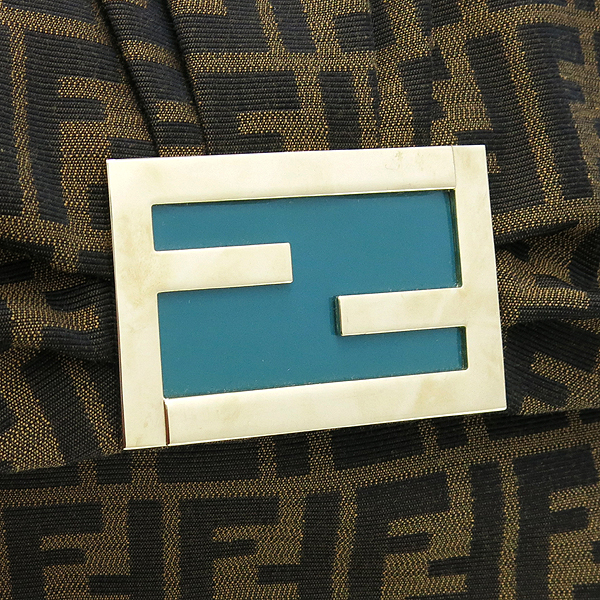 Fendi(���) 8BR614 FF�ΰ� ��ī �ڰ��� MIA �̾� �Ľ��ں��� ����ΰ� ü�� �÷� ����� �̹���4 - ���̺��� �߰���ǰ