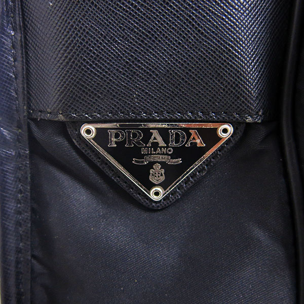 Prada(�����) VS0255 ���� �к긯 ���ǾƳ� ���� Ʈ���� �޽��� ũ�ν��� [���빮��] �̹���3 - ���̺��� �߰���ǰ
