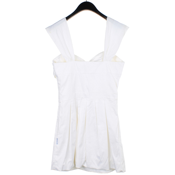 Armani(�Ƹ�����) ���ǽ� �̹���3 - ���̺��� �߰���ǰ