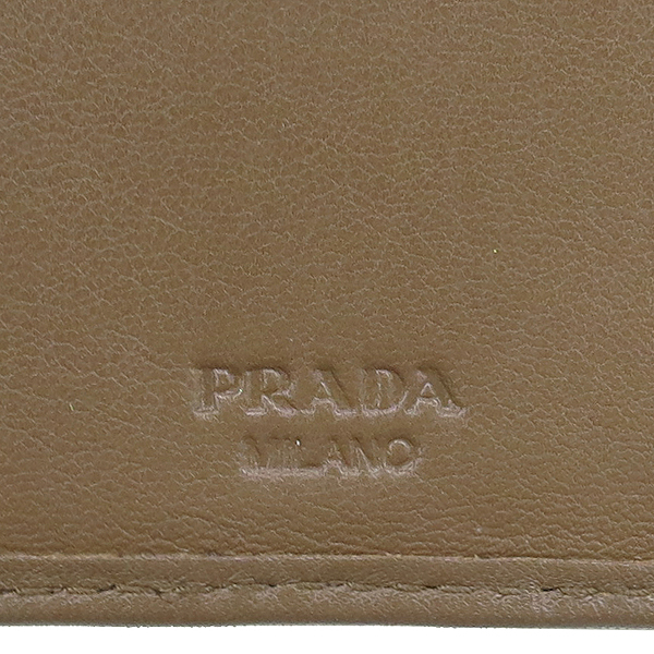 Prada(�����) 1M0170 ���� �÷� SOFT CALF METAL ���� ���� �ΰ� ������ �̹���4 - ���̺��� �߰���ǰ