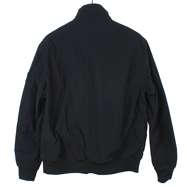 Stone Island(������Ϸ���) ���� ����ũ�η��� ��ũ���̺� ���� ���� �̹���4 - ���̺��� �߰���ǰ