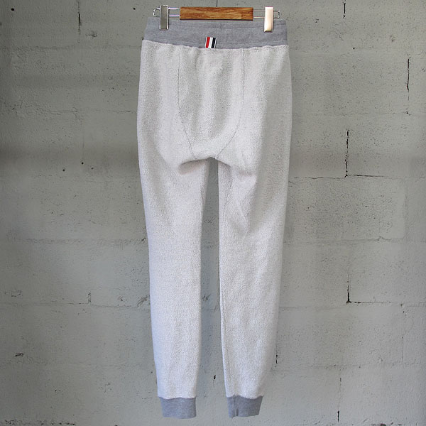 THOM BROWNE(�����) MJQ004 RK5140 �λ��̵� ������ ������ Ʈ���̴� ���� [���빮��] �̹���3 - ���̺��� �߰���ǰ