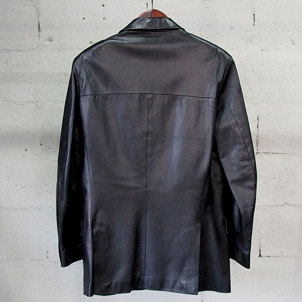 Armani COLLEZIONI(�Ƹ����� �÷�������) �簡�� ������ư ������ �������� [���빮��] �̹���3 - ���̺��� �߰���ǰ