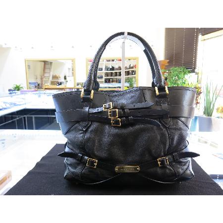 ������  �����