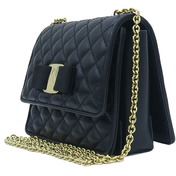 Ferragamo(��󰡸�) 21 E138 �������� ����ΰ� �ٶ� ������� �̴� ü�� ũ�ν��� �̹���3 - ���̺��� �߰���ǰ