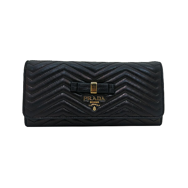 �����  ������