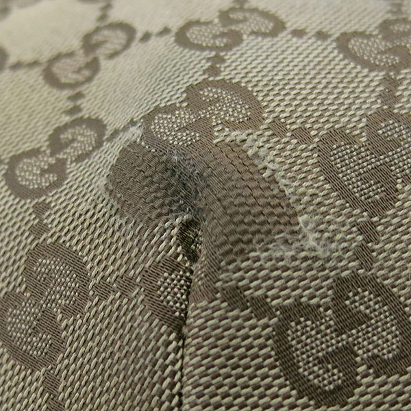 Gucci(����) 181092 GG�ΰ� �ڰ��� ��� ��Ƽġ ȣ�� ũ�ν��� [�λ꼾�Һ���] �̹���4 - ���̺��� �߰���ǰ