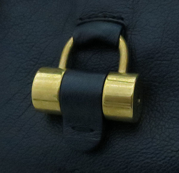 YSL(�Ի��ζ�) 156464 ���� ���̺� �÷� ���� L ������ ��Ʈ�� [�λ꼾�Һ���] �̹���4 - ���̺��� �߰���ǰ