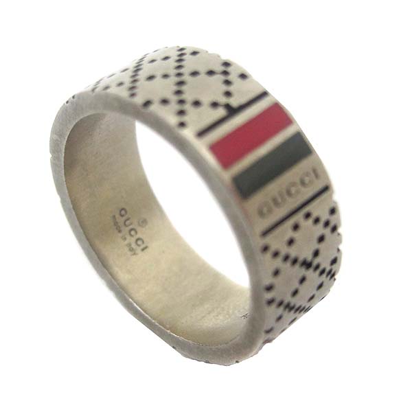 ����  ����