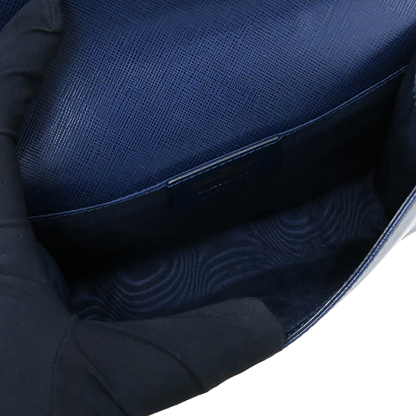 Ferragamo(��󰡸�) 22 B558 ���� �ٶ� ��� ���̺� �÷� ���ǾƳ� ü�� ���� ũ�ν��� �̹���6 - ���̺��� �߰���ǰ