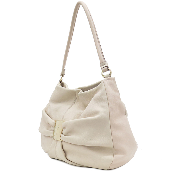 Ferragamo(��󰡸�) 21 C337 ���������� �Ÿ� ���� �ٶ���� ȣ�� ����� [�뱸�ݿ��纻��] �̹���3 - ���̺��� �߰���ǰ