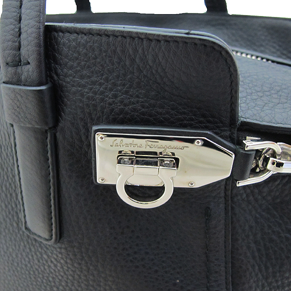 Ferragamo(��󰡸�) 21 D555 ���� ���� ��ġ�Ϸΰ� ���� ī����Ų ������ ����� [��õ ������] �̹���4 - ���̺��� �߰���ǰ